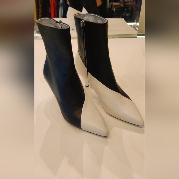Givenchy Boots - Picture 1 of 6